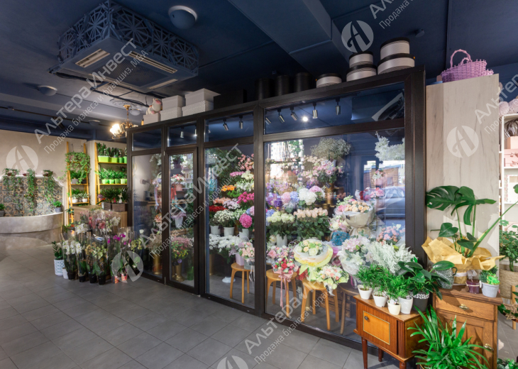 Цветочный магазин Работает 7 лет! Низкая цена в связи со срочной продажей! Фото - 1