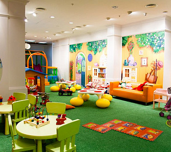 Детская игровая комната в крупном ТРЦ 