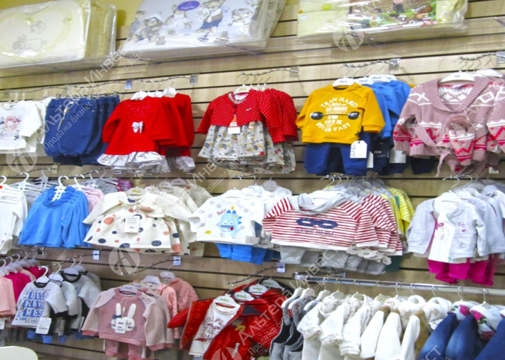Магазин детской одежды в центре Фото - 1