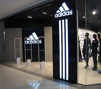 «Adidas» – франшиза спортивных магазинов