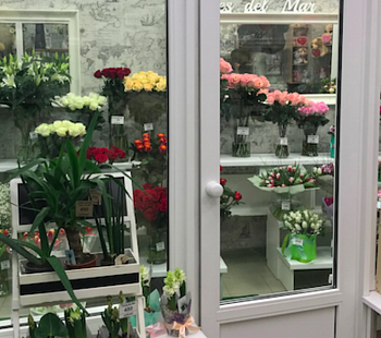 Цветочный магазин с удачной локацией