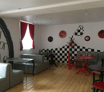 Кофейня с посадочными местами в Центре Екатеринбурга