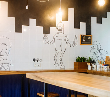 Современное кафе-шаверма, которое сотрудничает с Яндекс.Еда и Delivery club