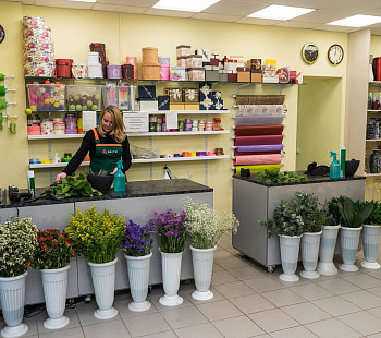 Цветочный магазин с помещением в собственности
