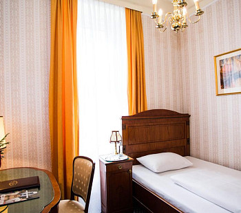 Мини-отель категории 3* на Невском проспекте