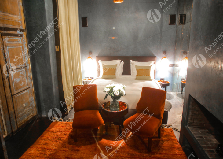 Мини-отель на 6 номеров у площади Восстания – нежилой фонд Фото - 1