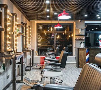 Прибыльный barbershop с известным брендом | Василеостровский район