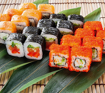 Точка по продаже суши/вок в крупном ТРК
