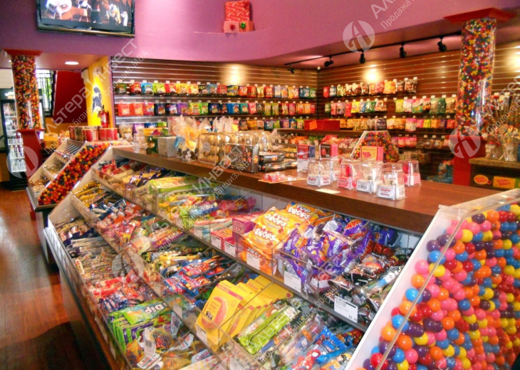 Магазин сладостей в отличной локации Фото - 1