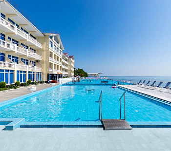 Новый стильный отель на берегу черного моря 