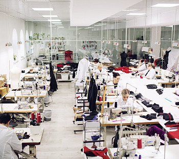 Швейное производство спортивной одежды 