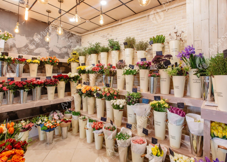 Сеть автономных цветочных магазинов  Фото - 1