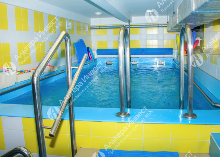 Студия раннего плавания для детей, с собственным бассейном Фото - 1
