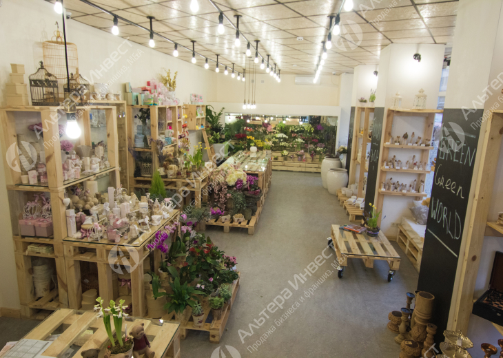 Крупный цветочный магазин 5 лет работы Фото - 1