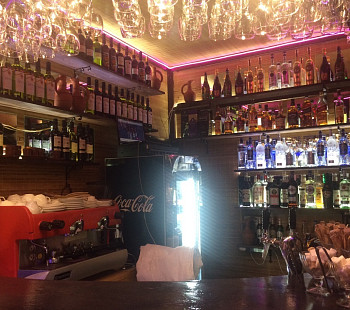 Грузинский ресторан-бар около метро Строгино. Алкогольная лицензия. 