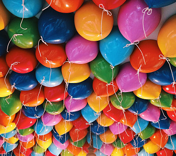 Доставка воздушных шаров, оформление праздников и мероприятий!