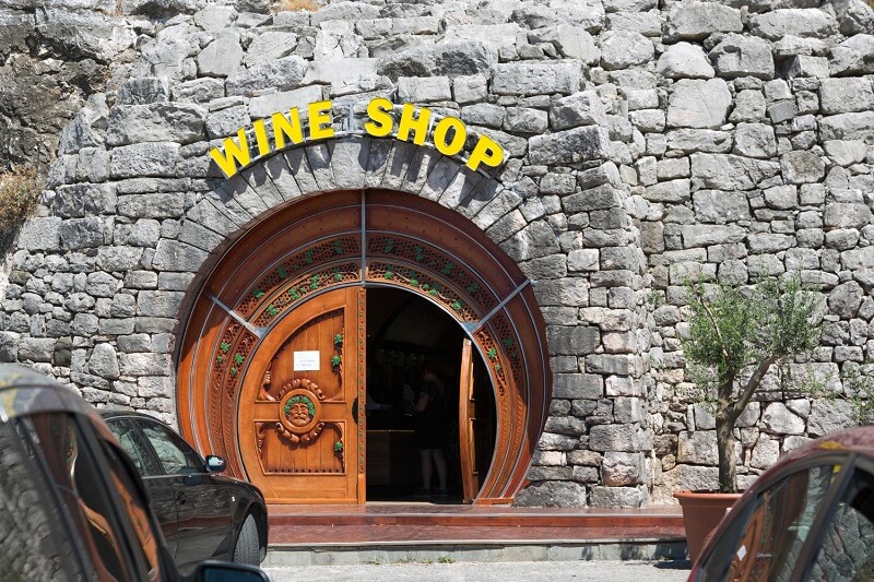 Бизнес-идея: Как открыть алкогольный магазин