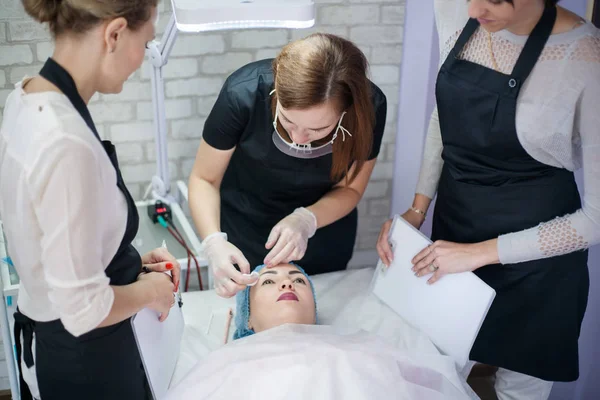 💡 Бизнес идея: Как открыть свой бизнес: школа перманентного макияжа