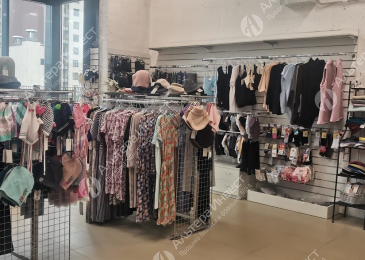 Магазин одежды для всей семьи в крупном ЖК Красносельского района  Фото - 4