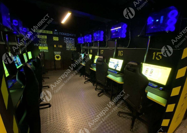 Компьютерный клуб в крупном ТЦ около метро. Северный округ Фото - 2