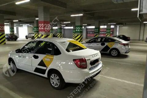 Таксопарк с собственными автомобилями Фото - 2