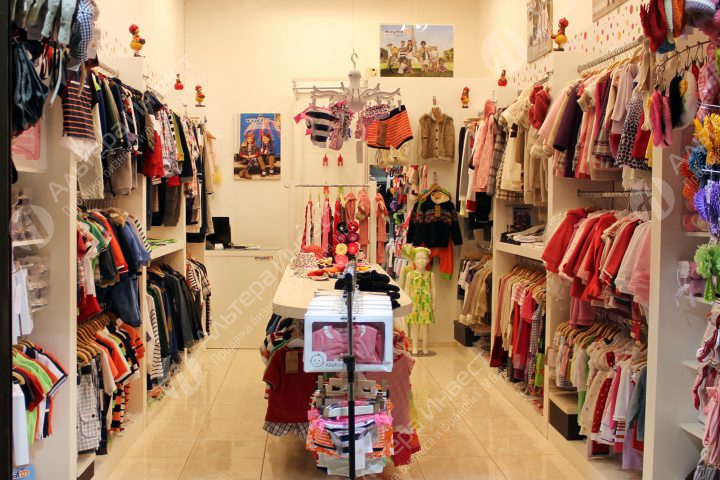 Магазин детской одежды с низкой арендой Фото - 1