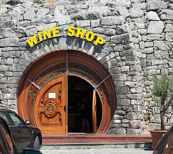 💡 Бизнес-идея: Как открыть алкогольный магазин