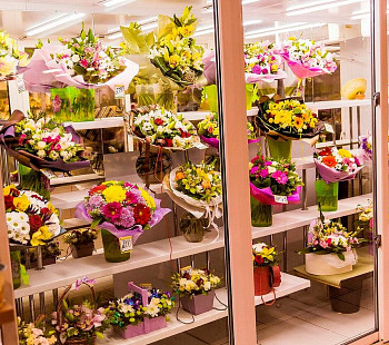 Цветочный магазин ∣ 15 лет успешной работы