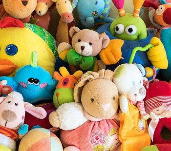 Отдел детских игрушек в крупном ТЦ Москвы. Работает более 15 лет.