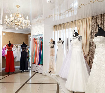 Свадебный салон с веб-сайтом и широкой клиентской базой рядом с метро Невский проспект