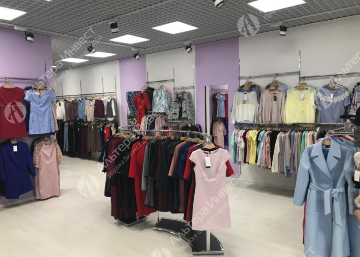 Популярный магазин женской одежды в крупном ТЦ Фото - 2