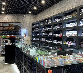 Табачный магазин без конкурентов в торгово-деловом центре.