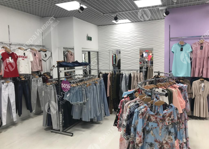 Популярный магазин женской одежды в крупном ТЦ Фото - 3