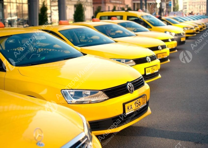 Таксопарк – 13 машин (Все автомобили в собственности) Фото - 1