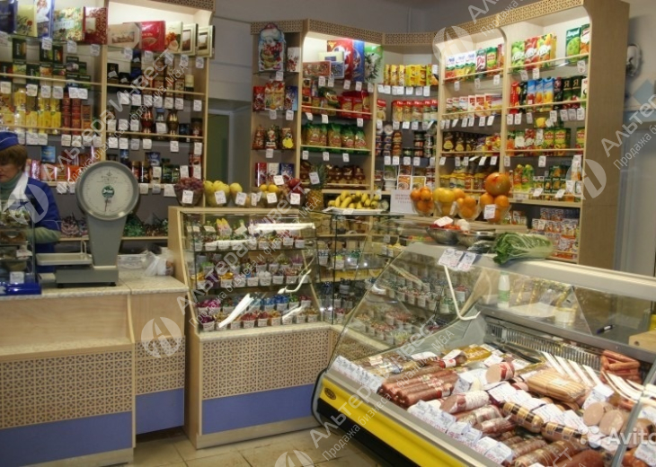 Магазин продуктов с пивным отделом в жилом массиве Фото - 1