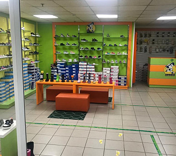 Магазин детской обуви в ТЦ на Севере Москвы
