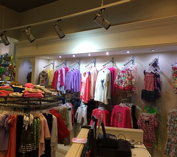 Магазин детской фирменной одежды