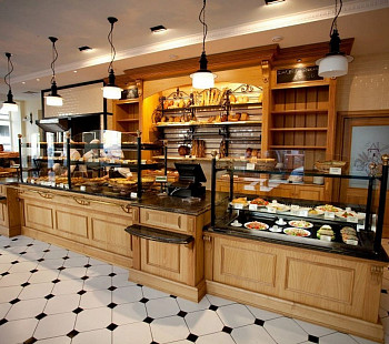 Пекарня, расположена на первом этаже ТЦ рядом с м.Кантемировская.