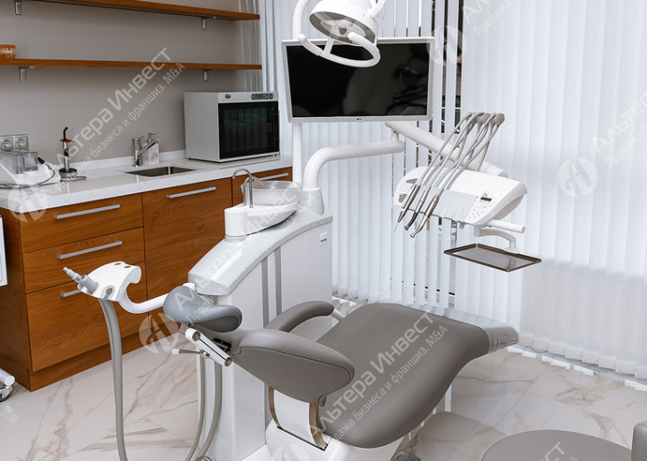 Просторная стоматология с помещением  Фото - 2