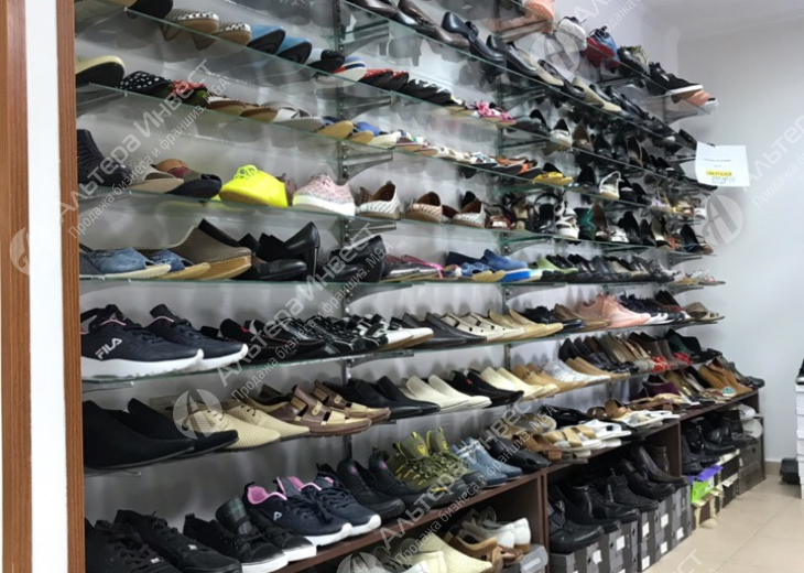 Прибыльный магазин обуви и сумок Фото - 3