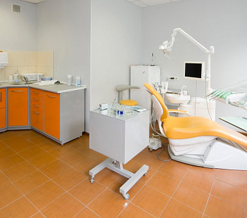 Стоматологический кабинет в самом центре города 
