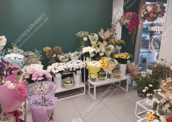 Цветочный магазин в центре Левого берега. Фото - 1