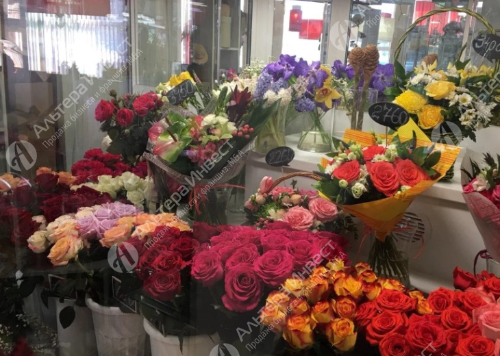 Магазин цветов и подарков рядом с метро Котельники с высоким трафиком Фото - 1