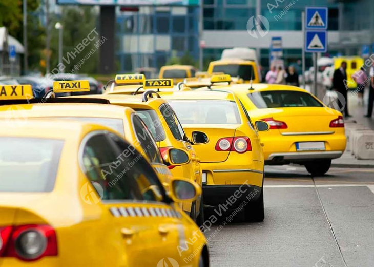 Служба такси с собственным автопарком Фото - 1