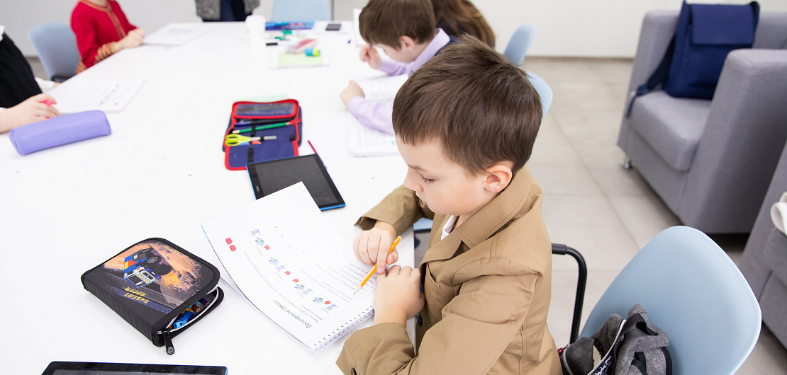 Франшиза Учи.ру — сеть детских центров по программированию, математике и английскому языку Фото - 34