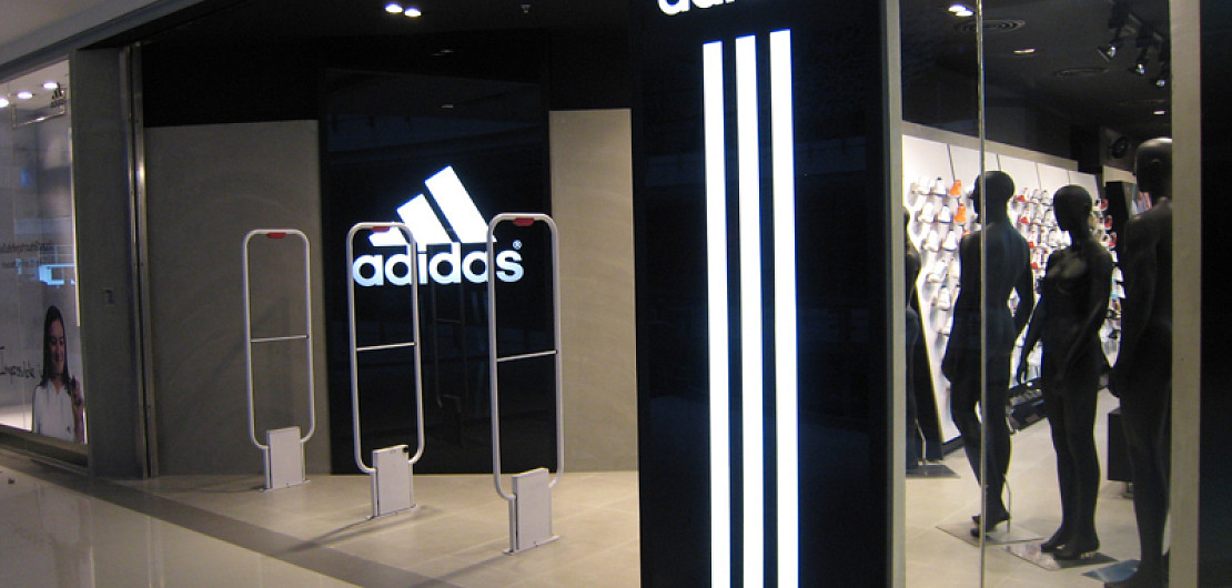 «Adidas» – франшиза спортивных магазинов Фото - 1