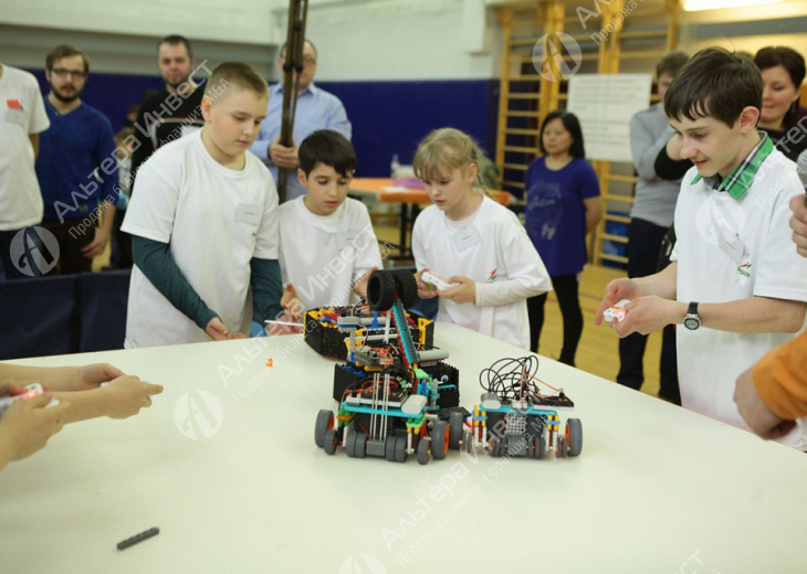 Детский клуб робототехники в городе Пушкин Фото - 1