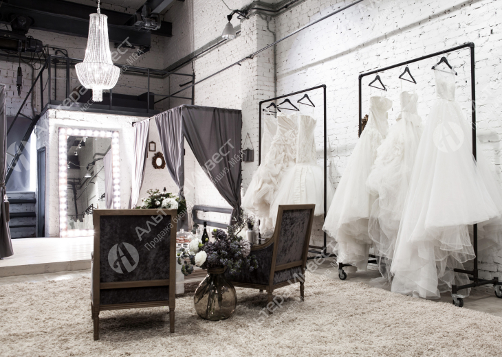 Салон свадебных платьев и аксессуаров Фото - 1