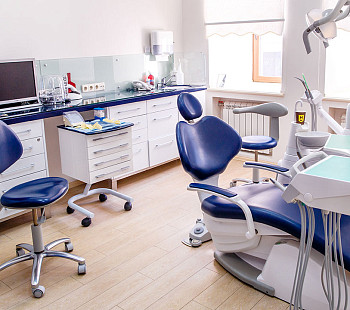 Стоматологическая клиника с новым ремонтом и оборудованием.