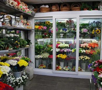 Цветочный магазин с большой проходимостью 